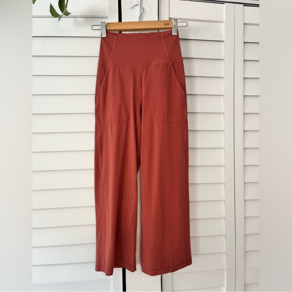 Lululemon Align High-Rise Wide-Leg Cropped Pant 23" Size 2